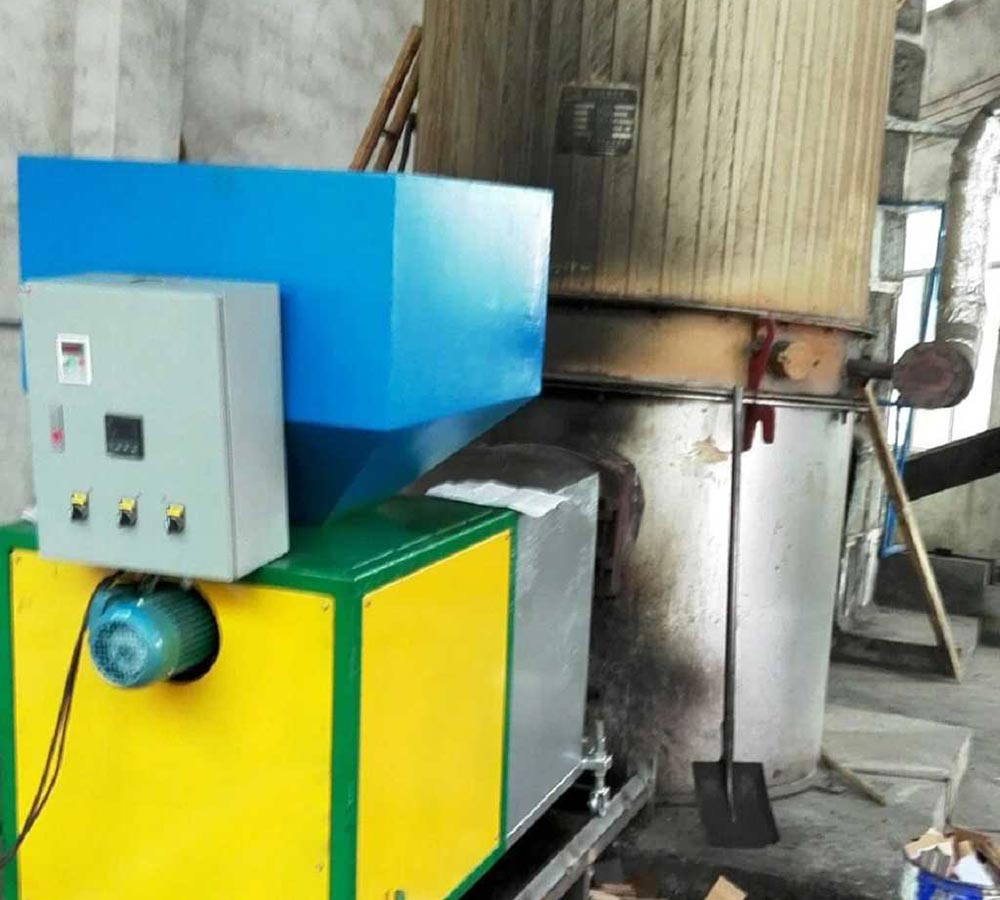 木板厂导热油炉应用生物质燃烧机案例